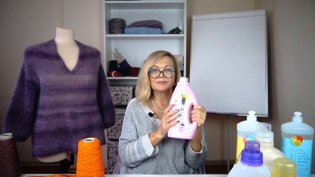 Обзор моющих средств для стирки вязаных вещей / Каким способом лучше стирать вязаные вещи? смотреть онлайн