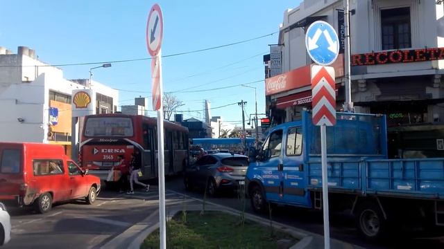 GM GT-22 CW-2 A925 (ex 9083) + cerrado 657031 + Materfer U3534 (freno) llegando a Haedo de Escalada смотреть онлайн