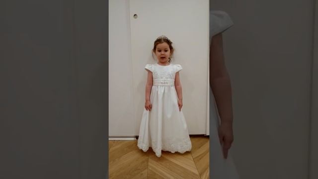 Девочка -гений!!! В 2, 5 годика наизусть читает Маршака "Багаж ". смотреть онлайн