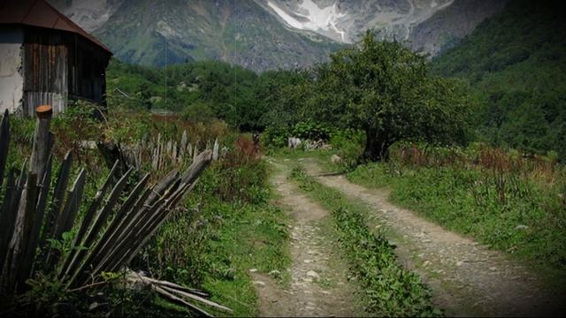 Жизнь девочки в мусульманской семье. смотреть онлайн