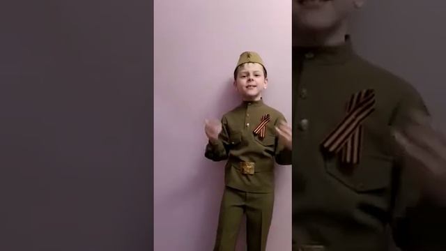 "Баллада о матери" Андрей Дементьев. Читает Герасимов Елисей смотреть онлайн