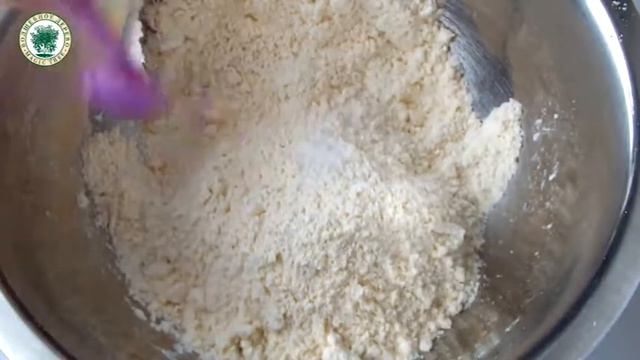 Сырные булочки с зеленым луком смотреть онлайн