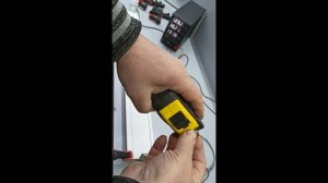 Режем пенопласт струной.