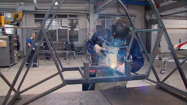 Сварка моторамы аэросаней "Патруль" смотреть онлайн