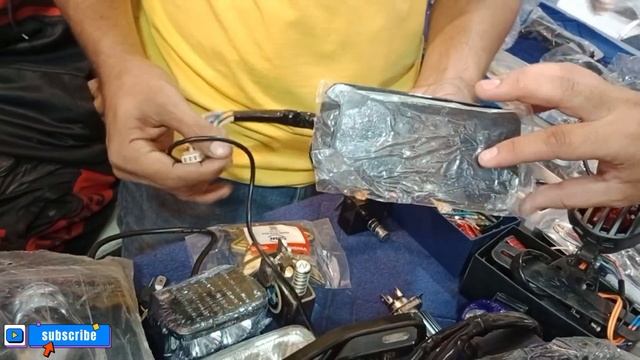 Bike Parts Wholesale Market Lahore || Honda 70 Bike Parts || Motorcycle Spare Parts Wholesale Price смотреть онлайн