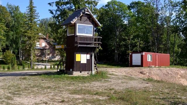 Лыжная трасса "Zagarkalns" летом Цесис Латвия смотреть онлайн