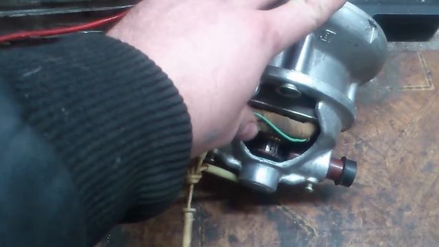 Что будет, если включить мотор пылесоса без крыльчаток в сеть. смотреть онлайн