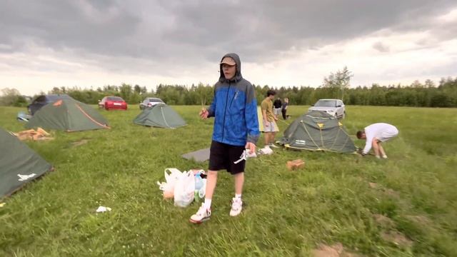 ВЛОГ: поход с друзьями. День рождения, палатки, ночи у костра. Сломалась машина в лесу? смотреть онлайн