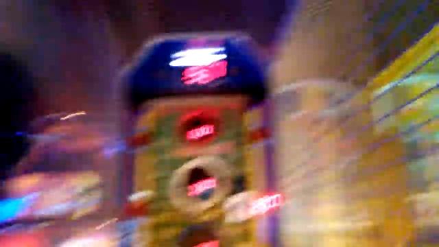 ICE "2 Minute Drill" football redemption game at Dave and Buster's, 11/29/17 смотреть онлайн