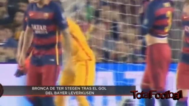 Bronca de Ter Stegen a Luis Suárez Tras Gol del Bayer Leverkusen 2015 смотреть онлайн