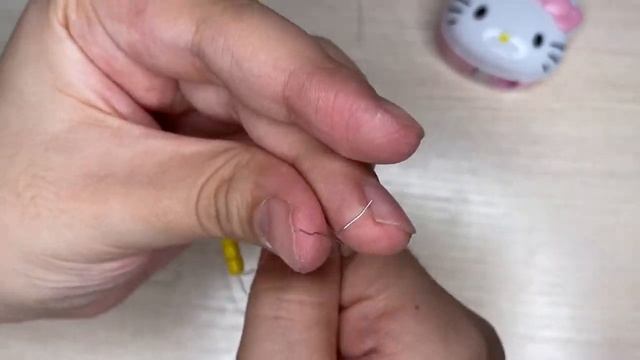 СМАЙЛИК ИЗ БИСЕРА/ туториал как сделать смайлик из бисера смотреть онлайн