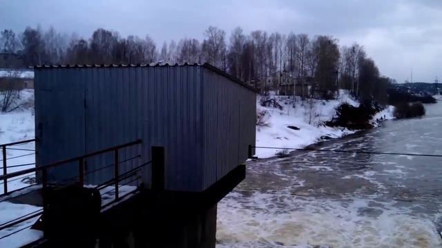 Плотина Белая Холуница (ГЭС Дамба) смотреть онлайн