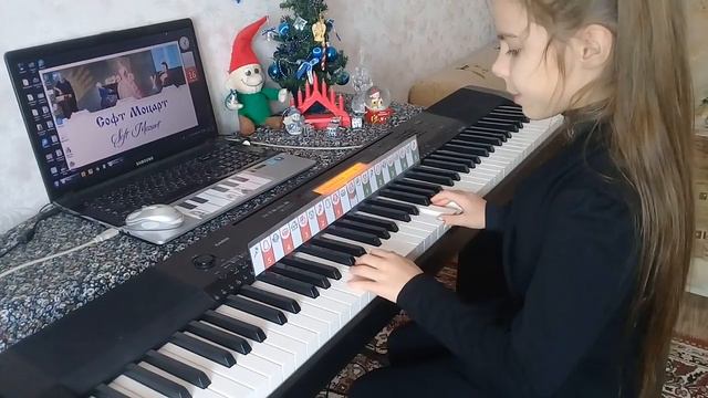 SOFT MOZART Winter Recital 2020 2021 Emilia 8 plays Tonic Subdominant Dominant Tonic смотреть онлайн