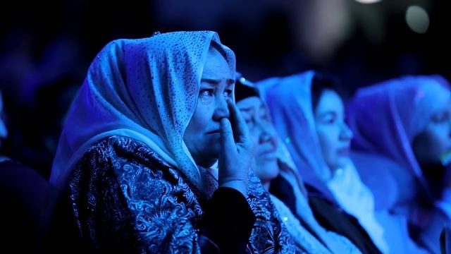 БЕКЗОД ХАККИЕВ ОТАМ ! 2022 ЙИЛ ! САХНАДА ХАММАНИ ЙИҒЛАТИБ ЮБОРГАН УША КУШИК !