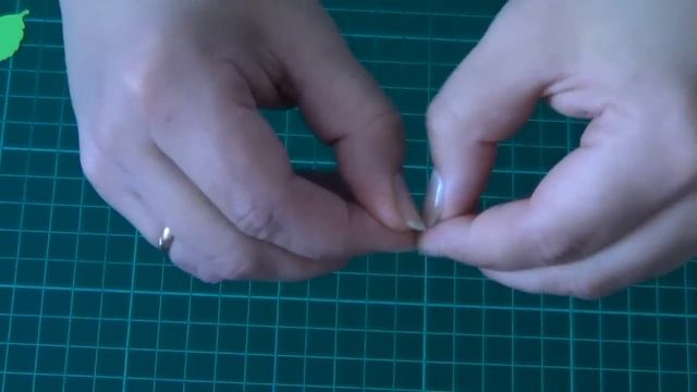 Как сделать листочки розы из бумаги (мастер-класс) Скрапбукинг. смотреть онлайн