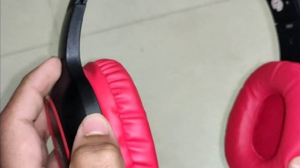 How to insert sd card& play sd card songs in wireless headphones?.