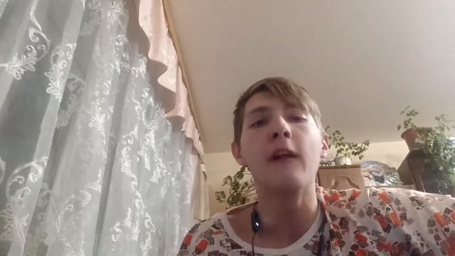 кавер девочка с улыбкой на лице смотреть онлайн