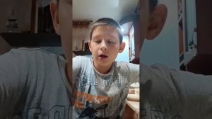 мальчик написал в джакузи