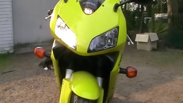CBR 600RR 2003 with Yoshimura смотреть онлайн
