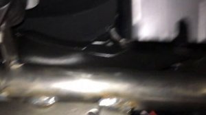 Дребезг \ сверчок Lada Vesta с правой стороны салона в районе бардачка