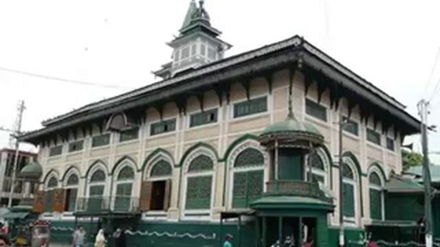 Kashmiri sufi song yaa kar sah wasalatah,nati rozam katha,ya dastegero #naat #srinagar #sufism смотреть онлайн