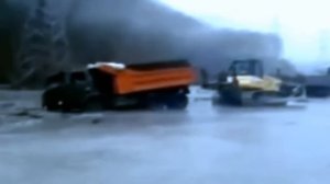 Зимняя езда по льду,как тонут машины [Часть 5]