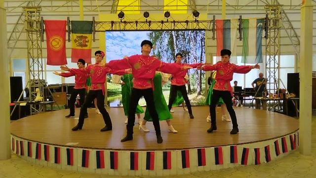 "Барыня-Сударыня" зажигательный танец на форуме "Дети Содружества" 2022 год смотреть онлайн