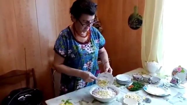 САЛАТ ХРИЗАНТЕМА... смотреть онлайн