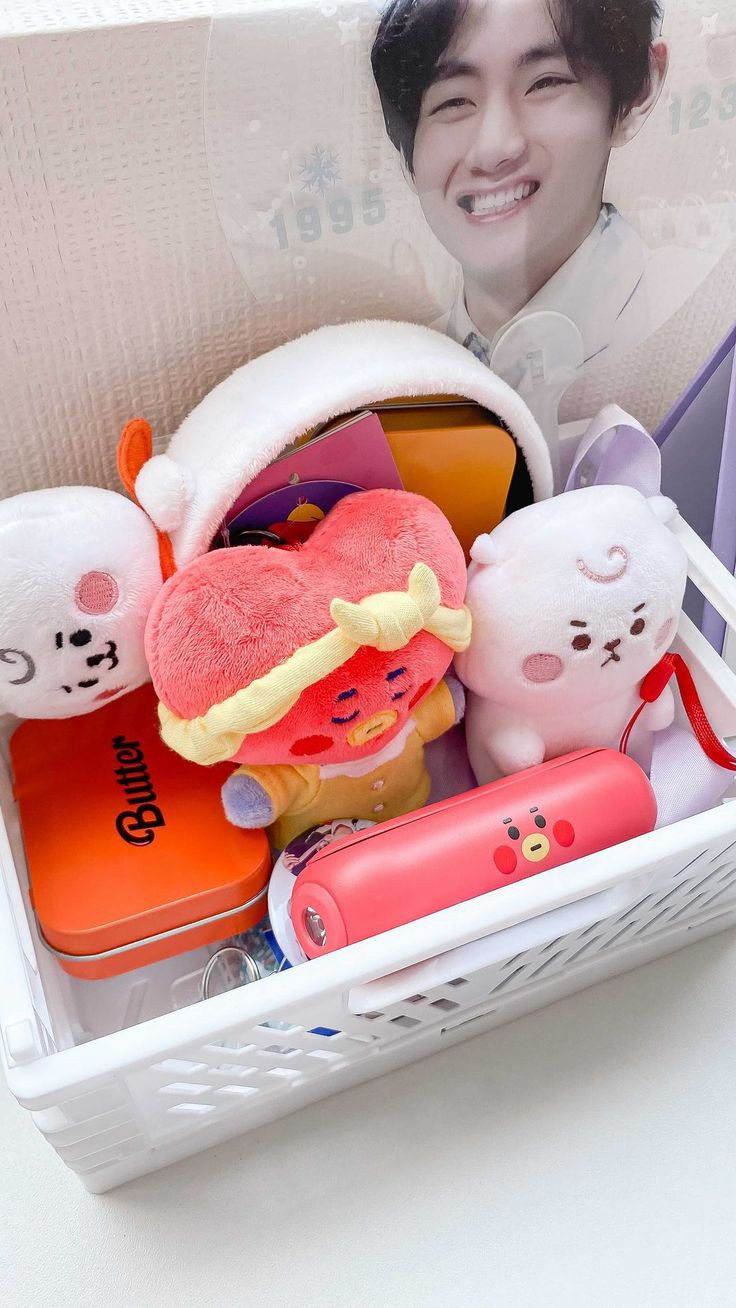 BTS Unboxing TikTok Compilation смотреть онлайн