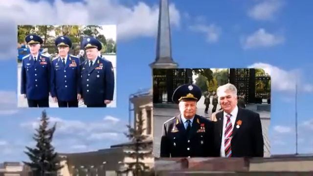 "Я от старости бегу" Стихи Александр Цыба, исполняет Павел Булычев смотреть онлайн
