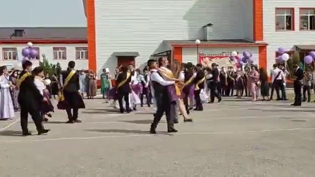 Прощальный вальс. Школа им.М.Макатаева. ВЫПУСК 2021 смотреть онлайн