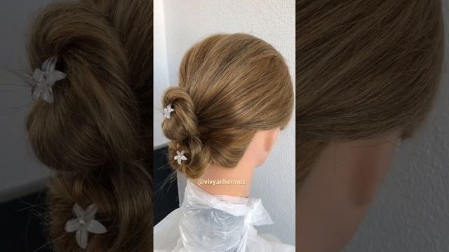 Dubble bun wedding hairstyle ??#shorts #hairstyle #vivyanhermuz #updohairstyles #hairstyles #new смотреть онлайн