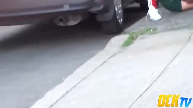 Неудачные Пранки / пранкеры получают по лицу/PRANKS смотреть онлайн