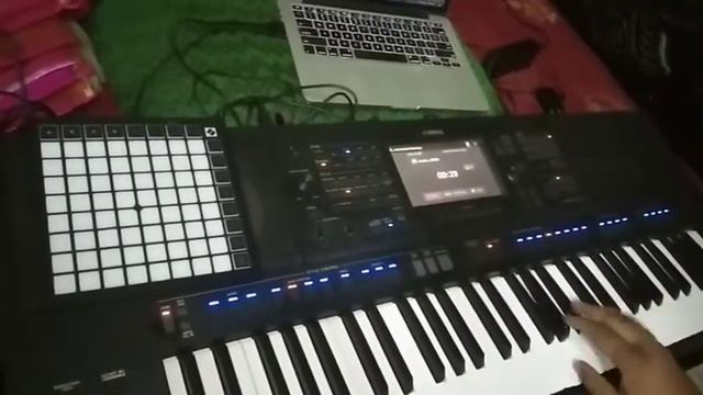 INSANE FLUTE SOLO... смотреть онлайн