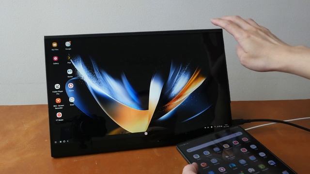 Samsung Galaxy Z Fold 4 (artist review) смотреть онлайн