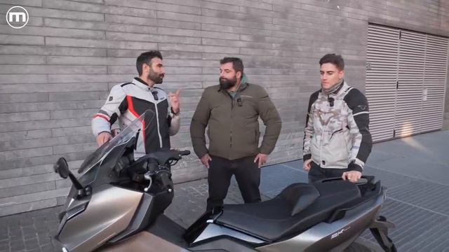 Comparativa maxi scooter 2023: Honda Forza 750 vs Kymco AK550 Premium vs Yamaha TMax Tech Max смотреть онлайн