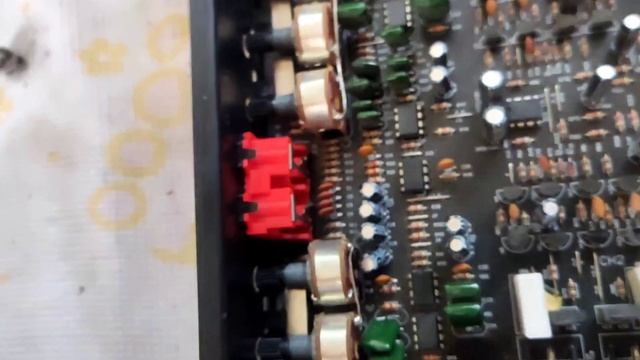 Ремонт усилителя ACV LX-4.80 не работает,мигает светодиод при ударах.КБР,г.Прохладный. смотреть онлайн