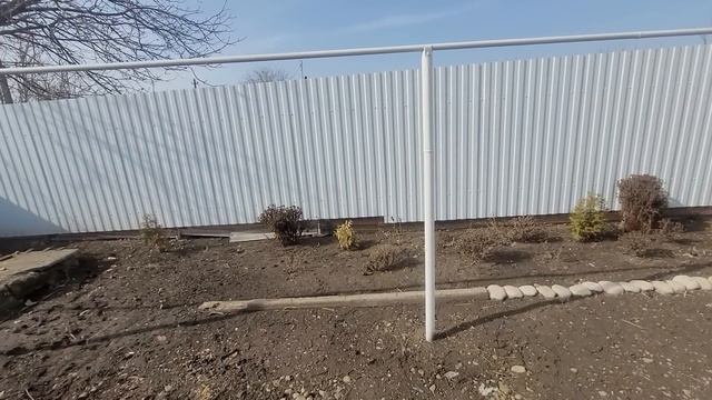 Переехали в Россию Будем пристраивать комнаты Первый раз такое вижу ОН ПЛАЧЕТ смотреть онлайн