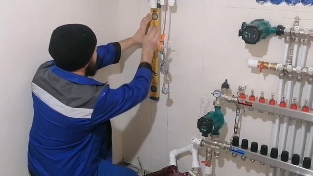 МОНТАЖ КОТЕЛЬНОЙ. РАБОТАЕТ ЦВЕТМЕТ. КАК ЗАПАКОВАТЬ РЕЗЬБУ ЛЬНОМ. ПАЙКА ПОЛИПРОПИЛЕНА. ЦВЕТМЕТ. смотреть онлайн