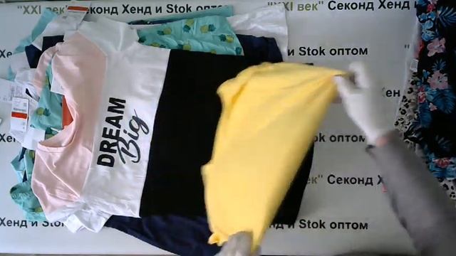 #2903 Детский сток C&A цена 1500 руб. за 1 кг.вес 7.4 кг. в лоте 81 шт./137 руб./11100 руб. смотреть онлайн