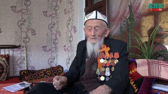 80 жыл жүз аарчыны сактаган согуш ардагери Касымбай Жолдошовдун баяны смотреть онлайн