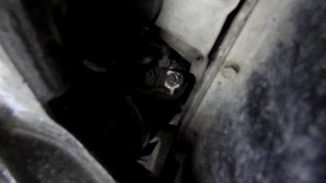 Демонтаж стартера Ope Omega B 2.0 8V смотреть онлайн