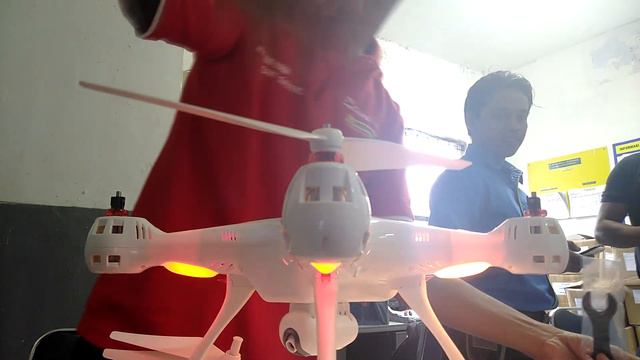unboxing drone syma x8 pro смотреть онлайн
