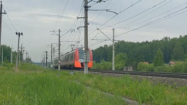 Электропоезд ЭС2Г-003 "Ласточка" с сообщением Екатеринбург - Нижний Тагил смотреть онлайн