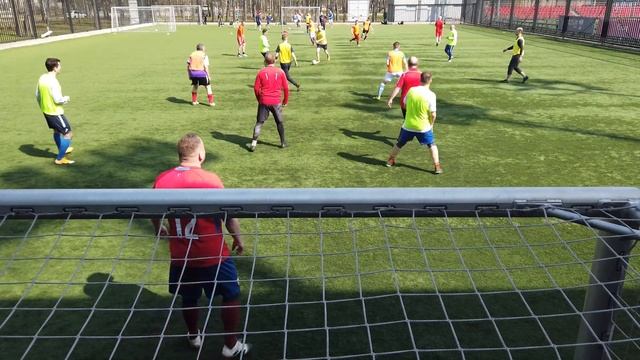 Тренировка по футболу 17 апреля 2021. Обзор игры смотреть онлайн