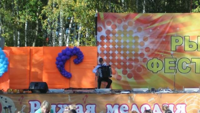 Рыжий фестиваль 2015. (27) Иван Машай. Композиция "Рынок любви" смотреть онлайн
