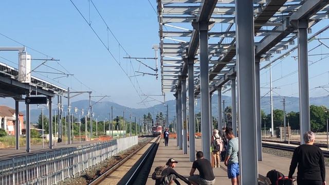 Primul IRN 347 Viena-Bucuresti Nord, dupa devierea din 1 februarie-17 iunie 2022, in Gara Deva смотреть онлайн