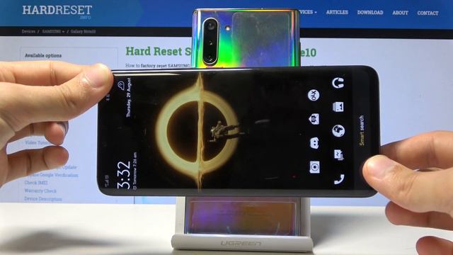 Wireless Charging in SAMSUNG Galaxy Note10 - Charge Phone смотреть онлайн