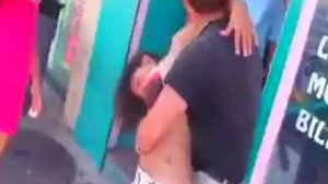 Очень пьяная девушка