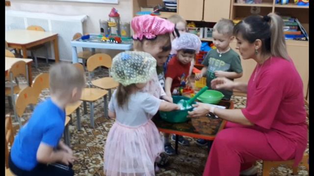 Краткосрочный проект на тему:"Снеговик" смотреть онлайн